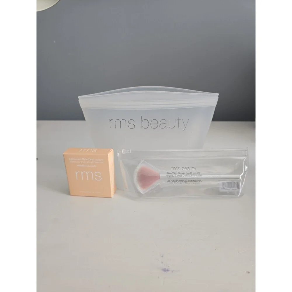 RMS Beauty Bundle Hydra Dew Luminizer & Fan Brush Set with Bag NEW ($70 value)
